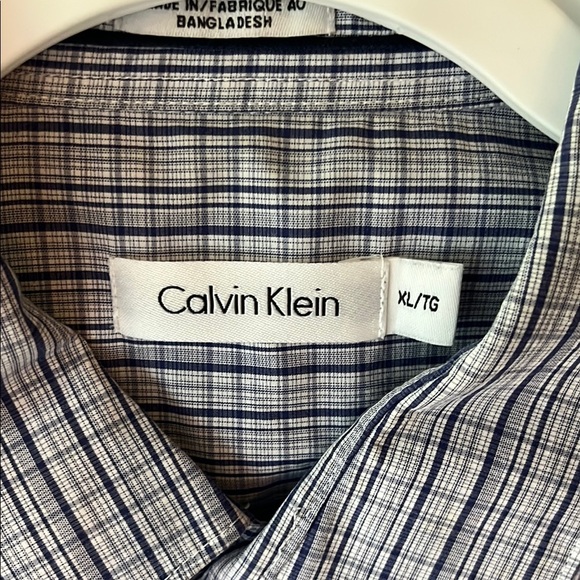 Calvin Klein Men's Plaid Button-Down Shirt - Picture 2 of 4